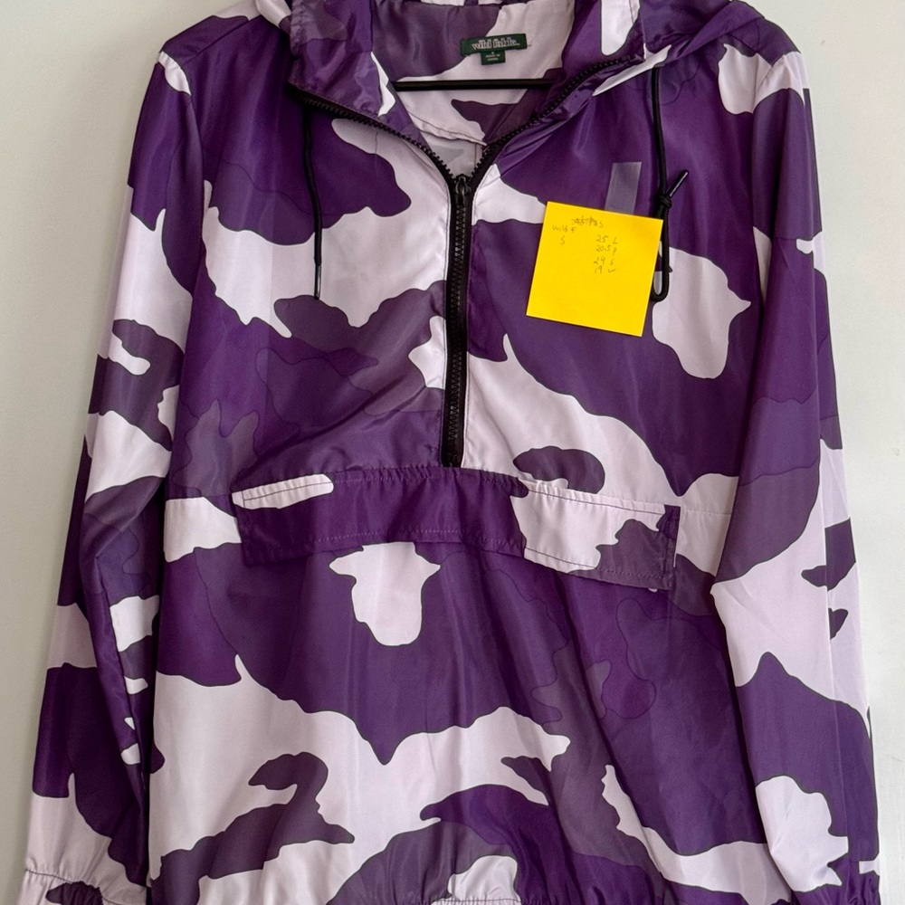 Wild Fable, windbreaker with hood, purple camo, size S, excellent condition